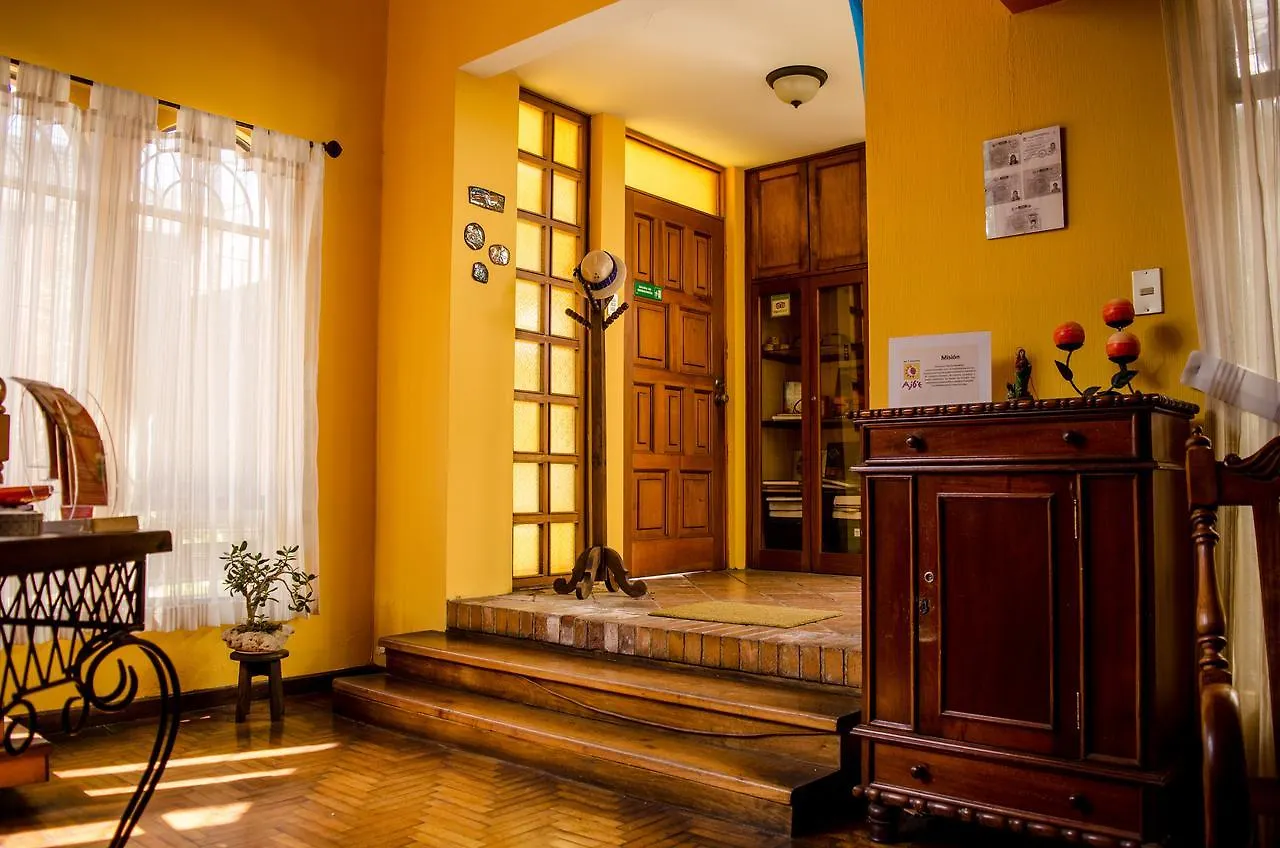 Bed & Breakfast Ajbe Guatemala City