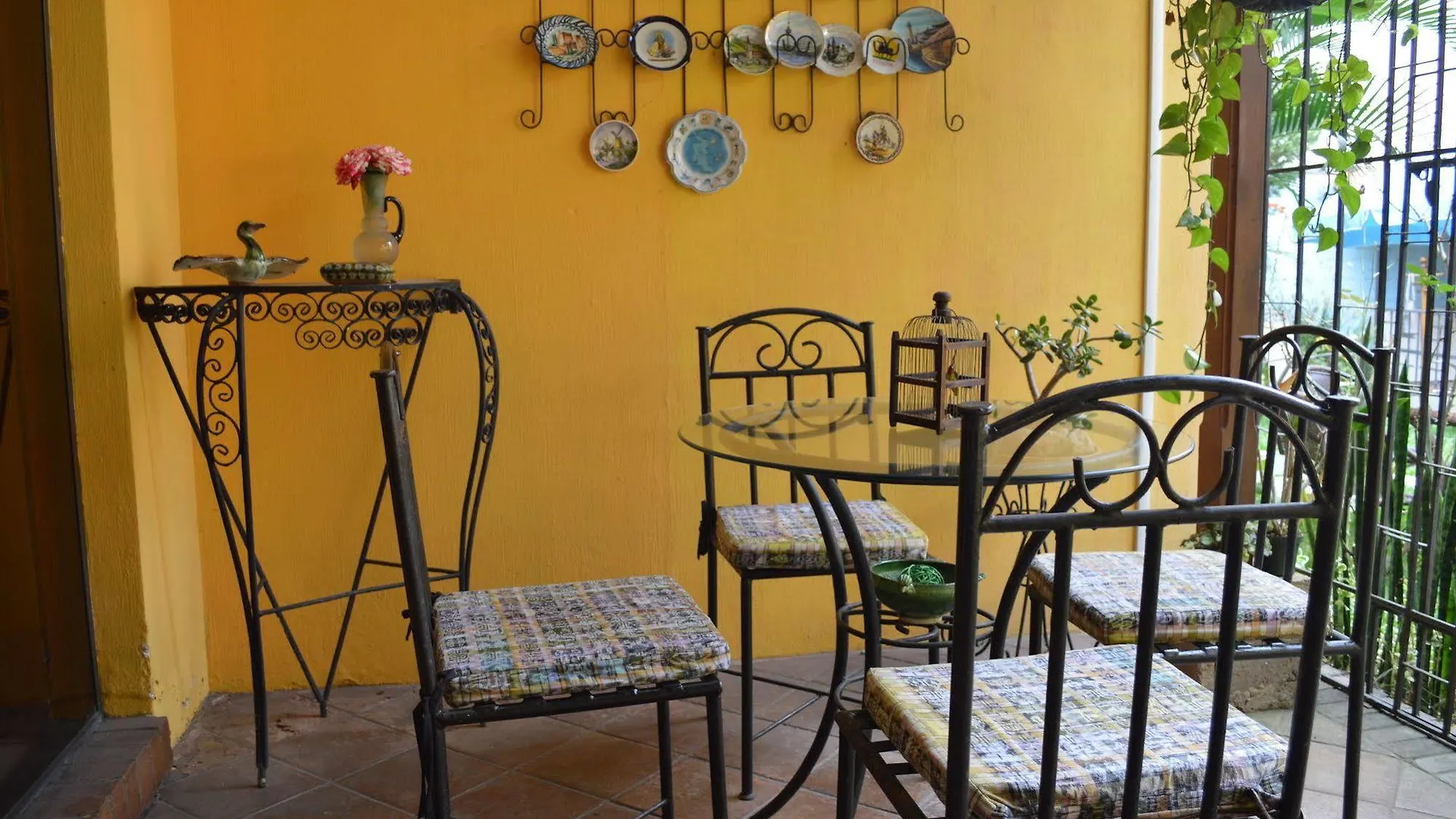 Bed & Breakfast Ajbe Guatemala City 2*,  Guatemala
