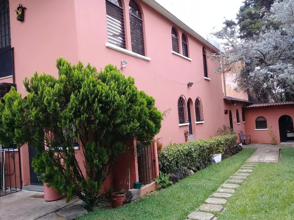 Bed & Breakfast Ajbe Guatemala City