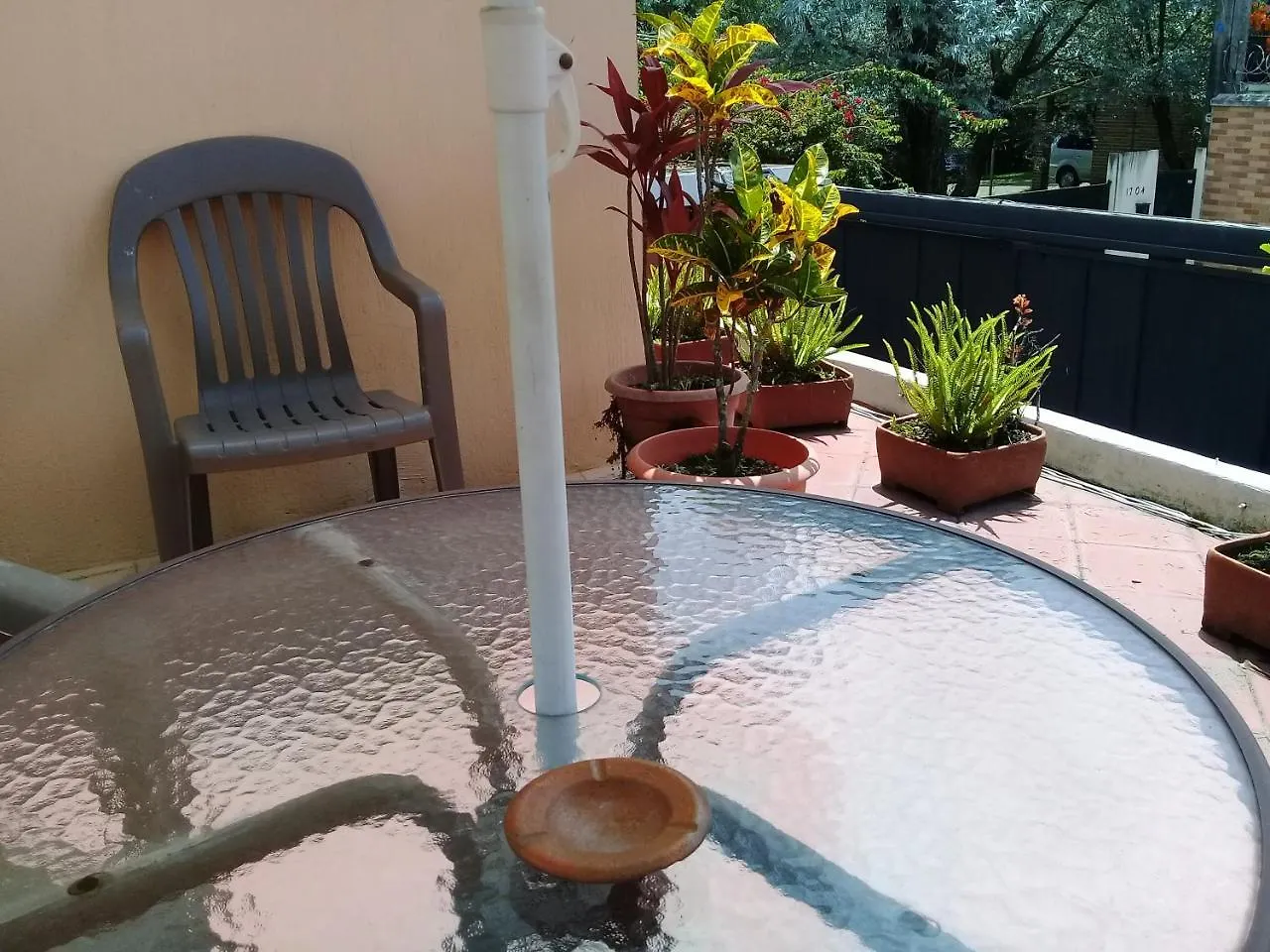 Bed & Breakfast Ajbe Guatemala City
